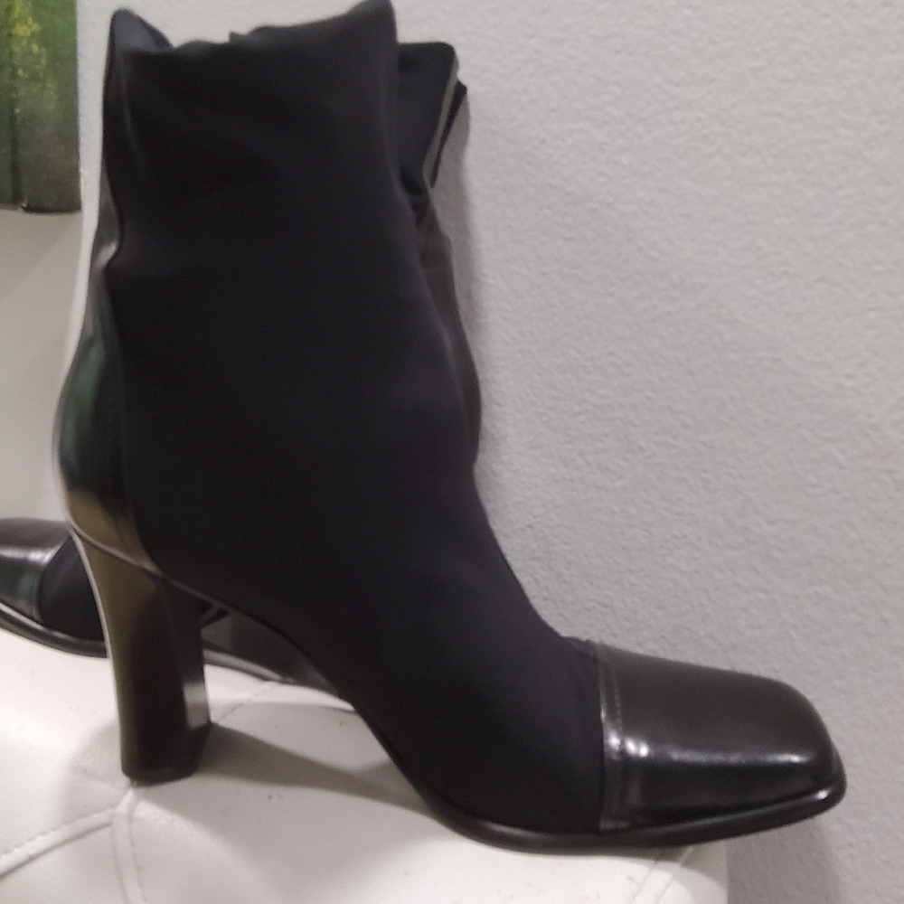 Via Spiga Nylon Leather Heeled Boots Size 9 - Picture 11 of 13